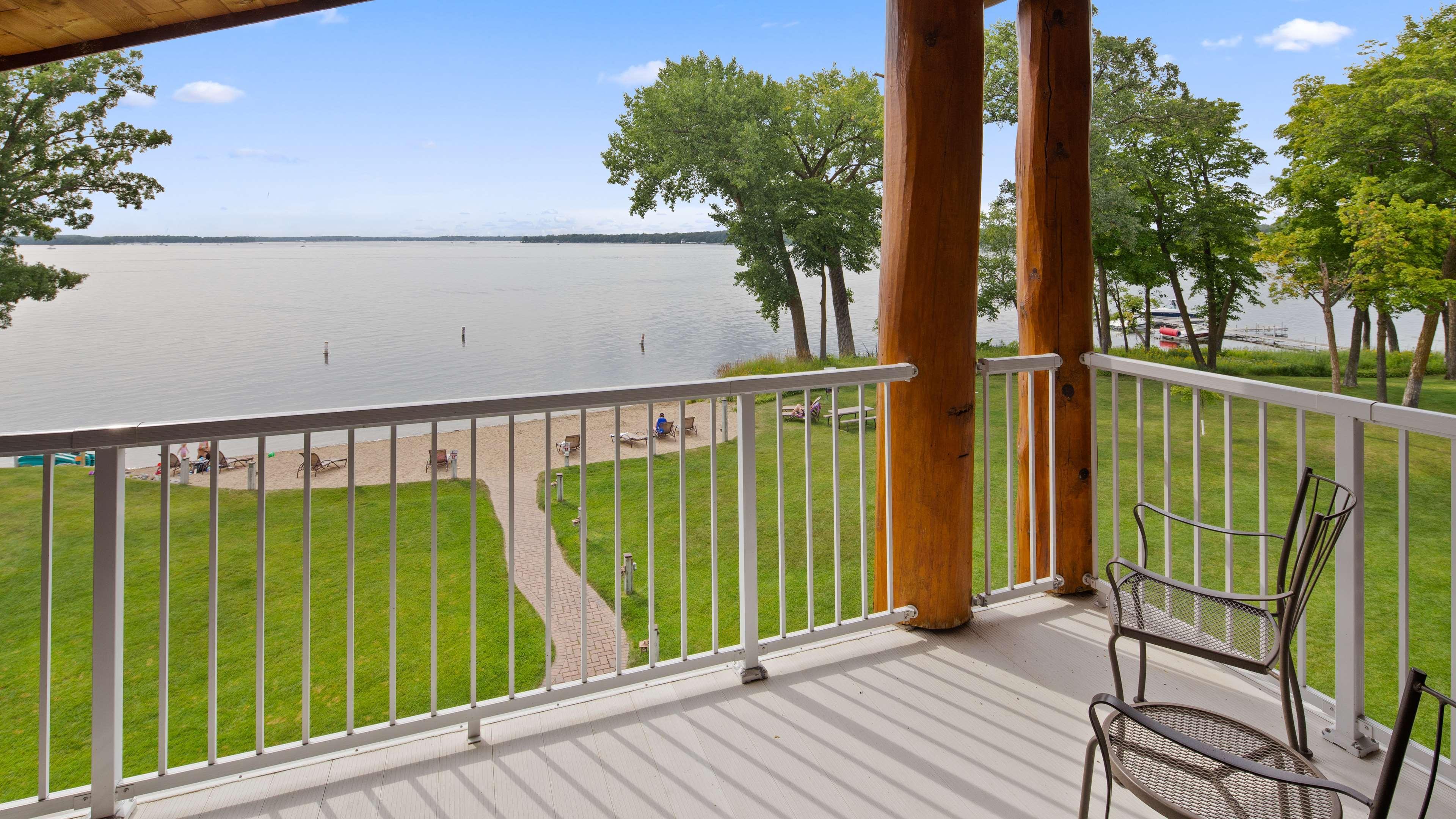 Best Western Premier The Lodge On Lake Detroit Detroit Lakes Bagian luar foto