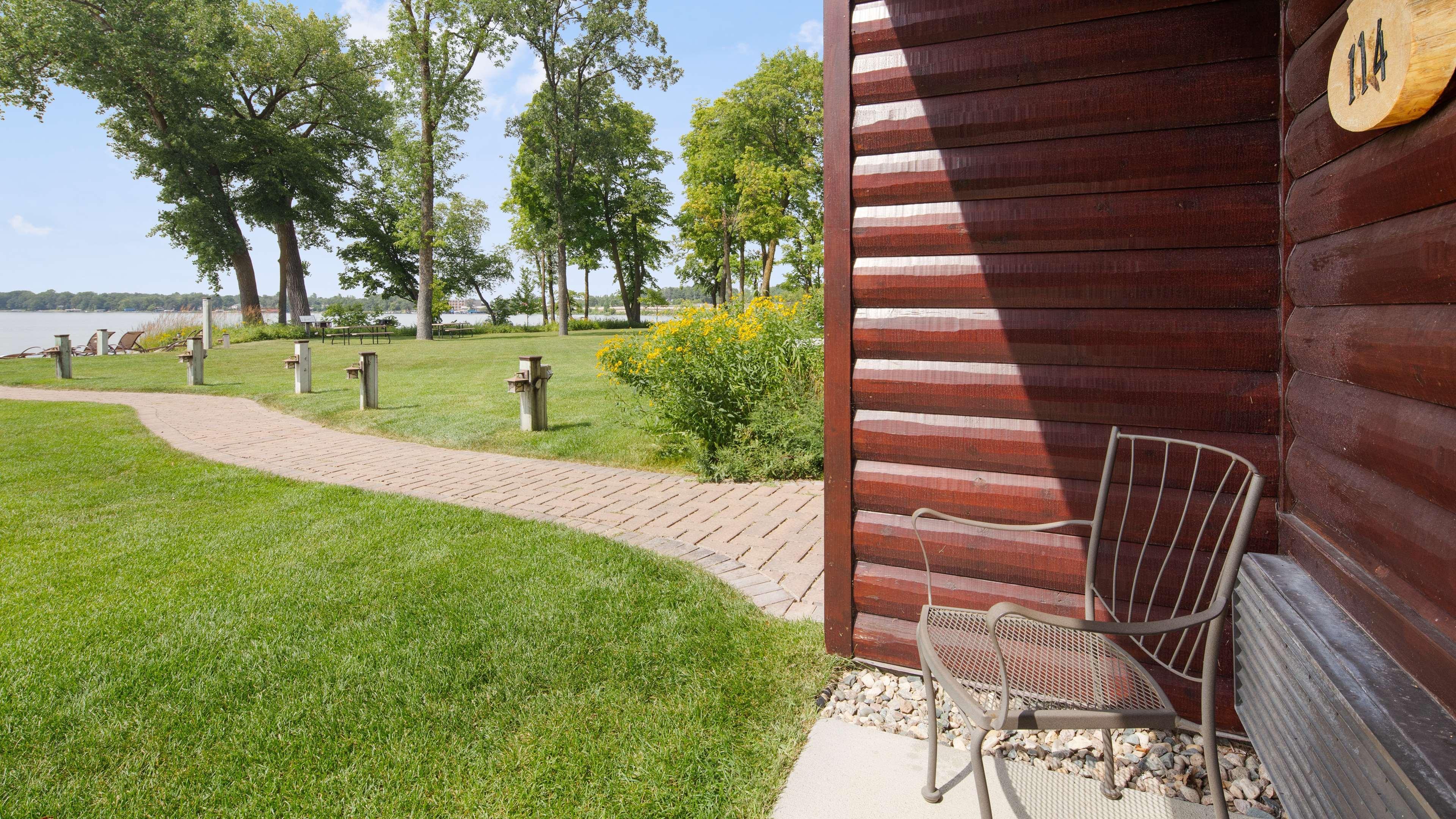 Best Western Premier The Lodge On Lake Detroit Detroit Lakes Bagian luar foto