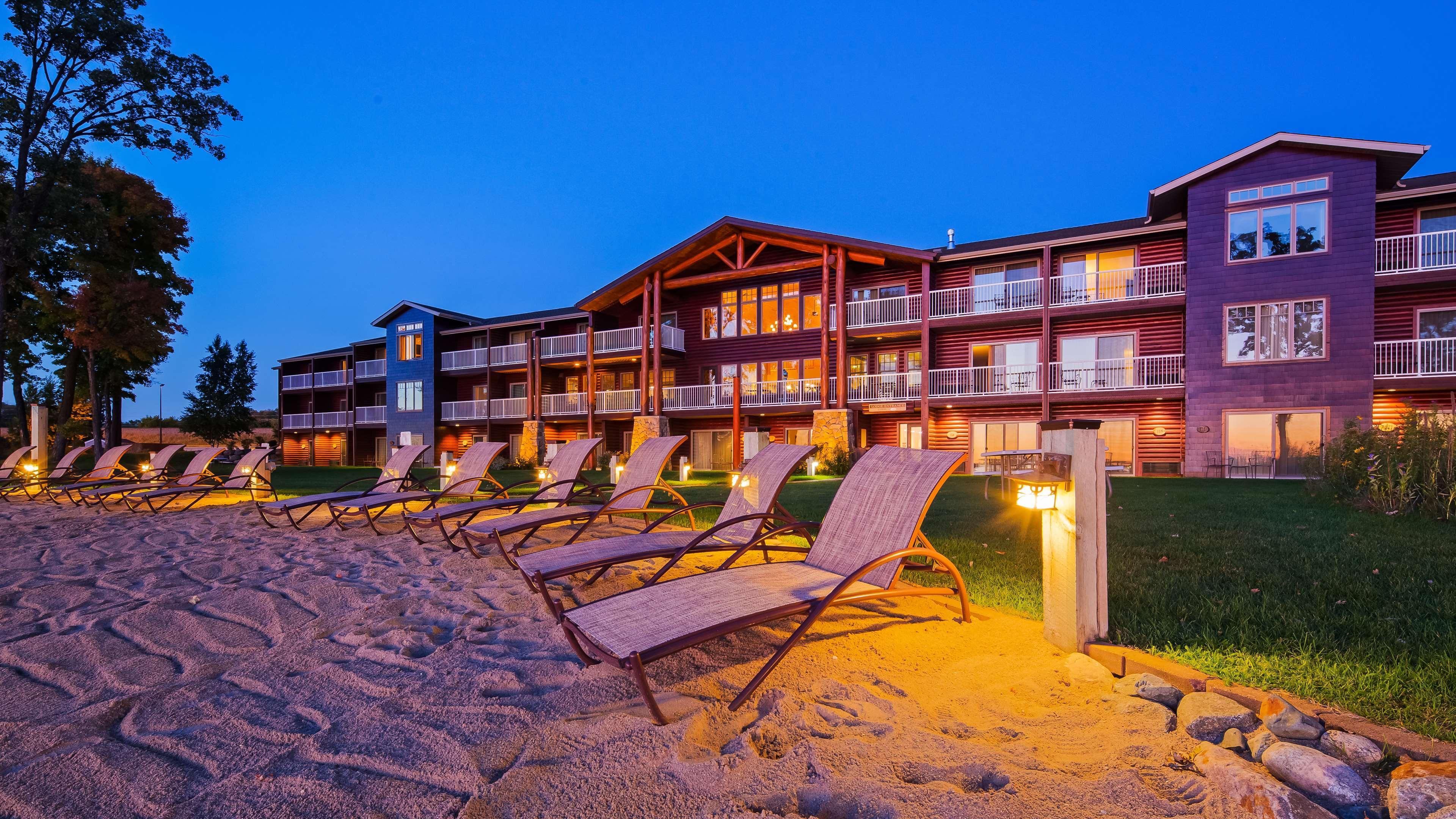 Best Western Premier The Lodge On Lake Detroit Detroit Lakes Bagian luar foto