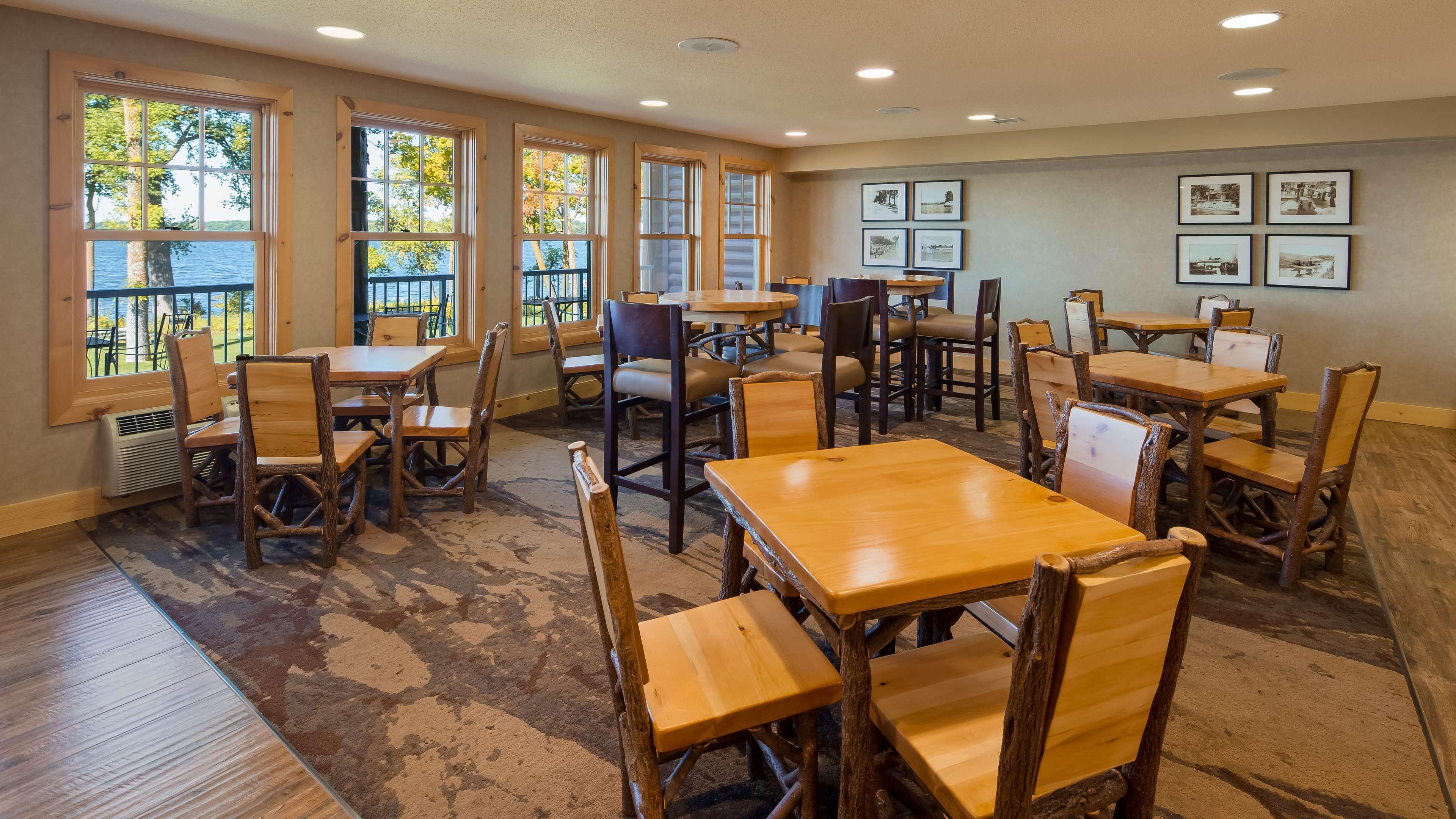 Best Western Premier The Lodge On Lake Detroit Detroit Lakes Bagian luar foto